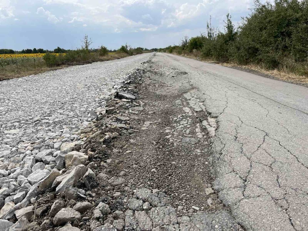 Реконструкция на общински път - Снимка 11
