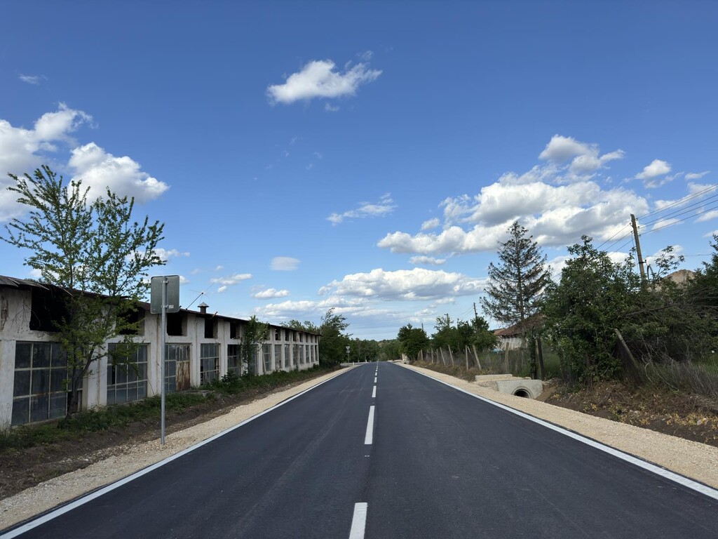 Реконструкция на общински път PVN3090 - Снимка 2