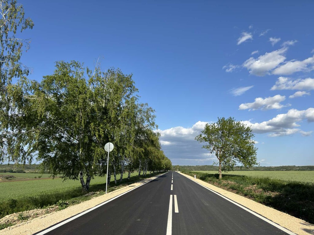 Реконструкция на общински път PVN3093 - Снимка 2