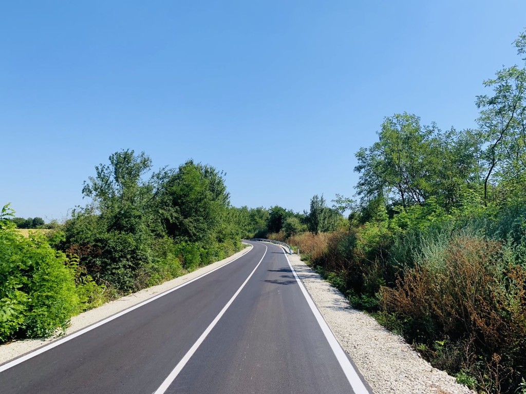 Реконструкция на общински пътища - Снимка 3