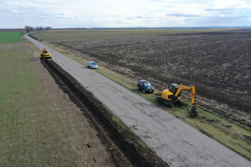Реконструкция на общински пътища - Снимка 10