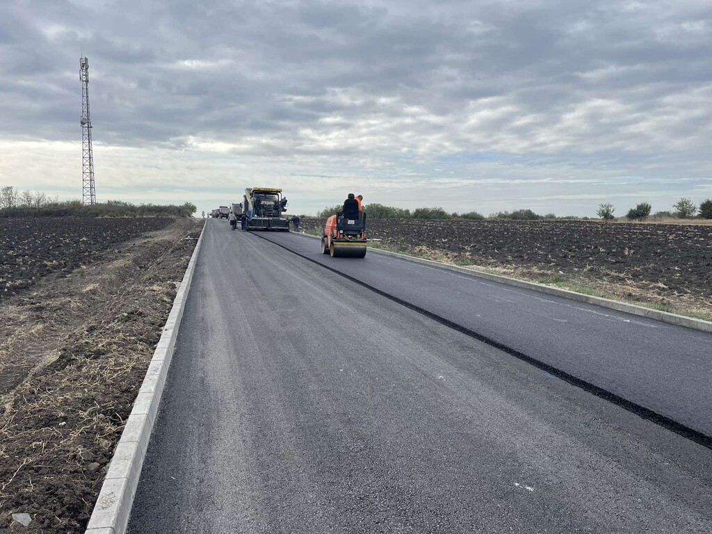 Реконструкция на участъци от общински път SZR 1156 Етап I - Снимка 6