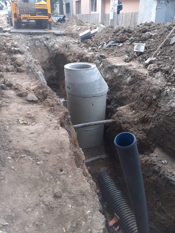 Реконструкция на улични водопровод и канализация - Снимка 7
