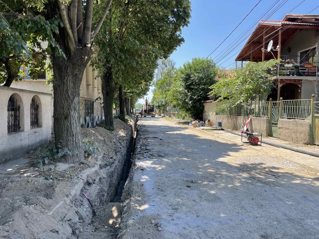 Реконструкция на уличен водопровод и улична мрежа - Снимка 10