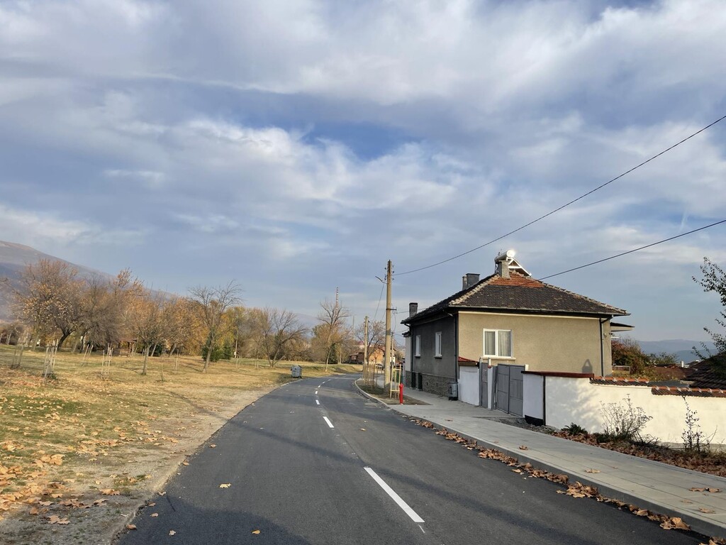 Реконструкция на уличен водопровод и улична мрежа - Снимка 2