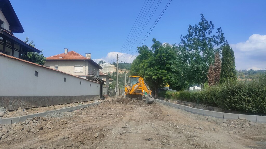 Реконструкция на улици - Снимка 3