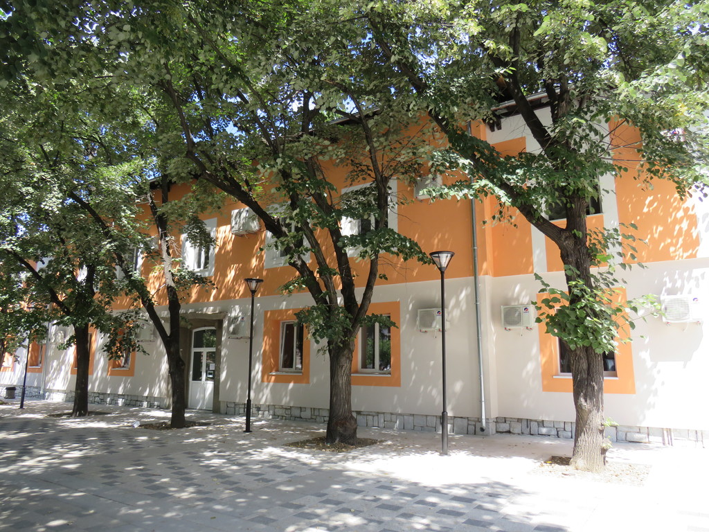 Ремонт на Административна (стара) сграда - Снимка 2