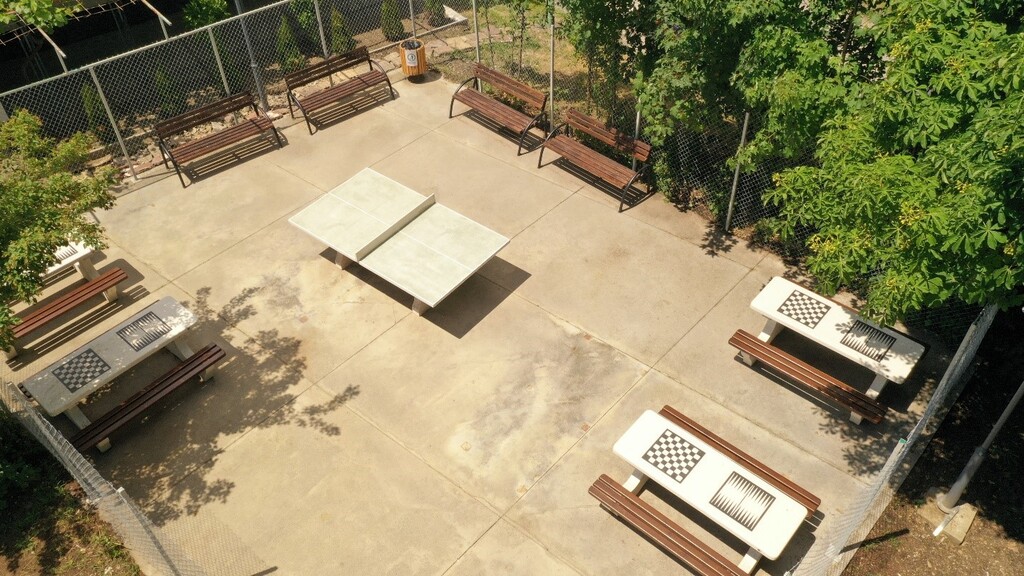 Обновяване на парк Пещерата - Снимка 5