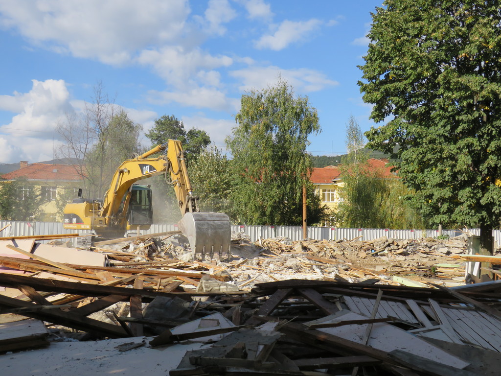 Ремонт на ЦДГ "Пролет" - Снимка 14