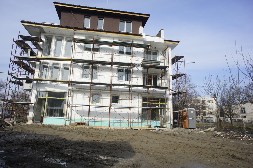 Жилищна сграда - Снимка 4