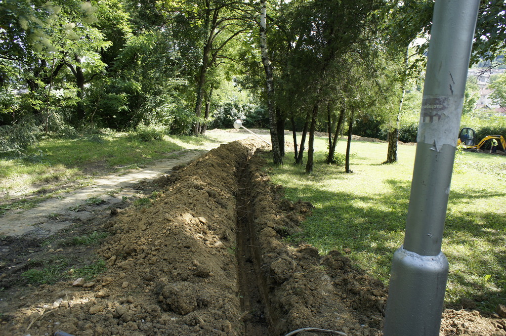 Благоустрояване района на кв. Младост и блок Щастие - Снимка 8