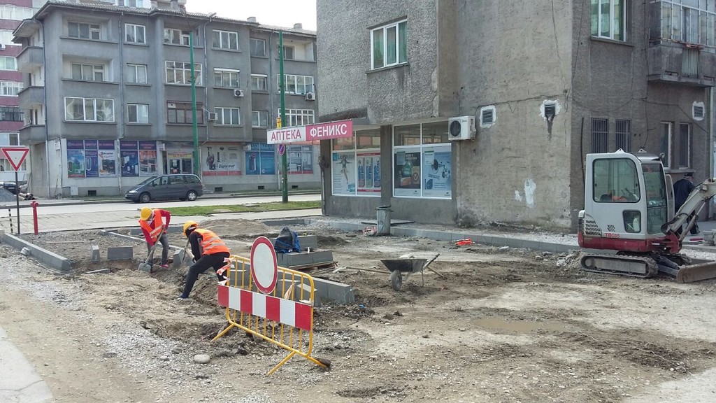 Благоустрояване на жилищна територия - Снимка 17