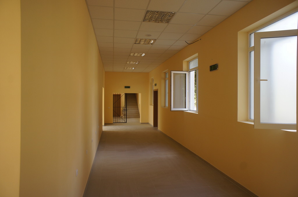 Посетителски център - Снимка 3