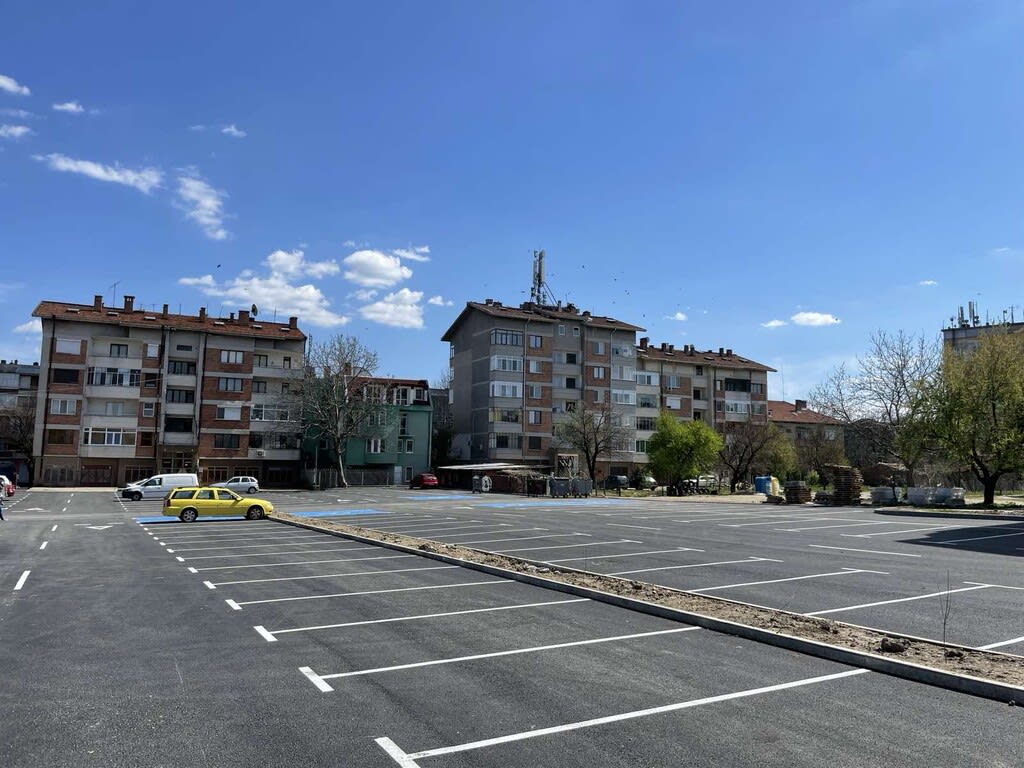 Изграждане на обществен паркинг със 114 паркоместа