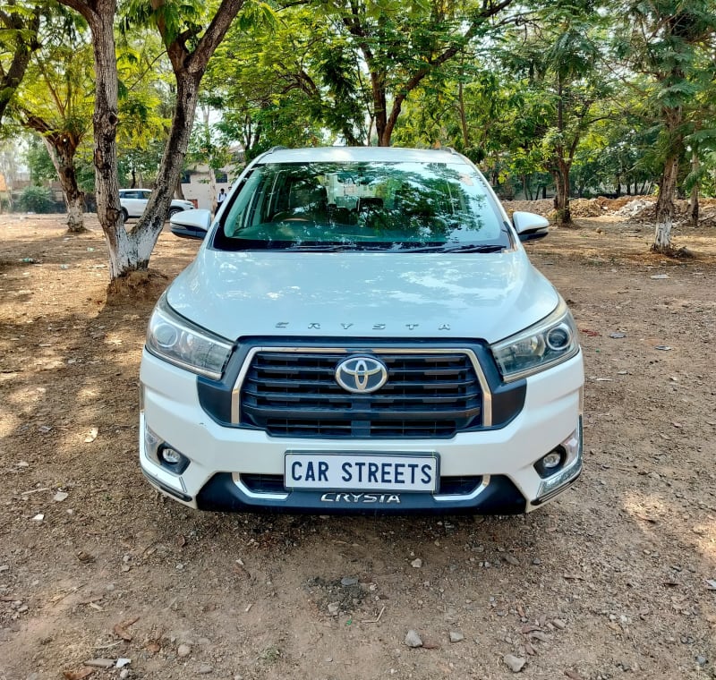 Toyota Innova Crysta 2019