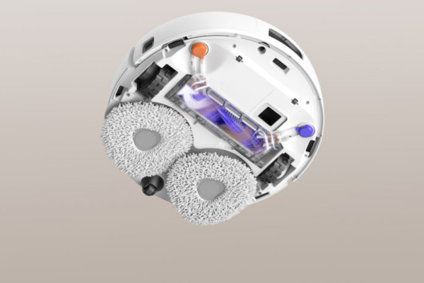 Discover the innovative design of the best automatic vacuum, featuring dual mop pads and advanced cleaning technology.