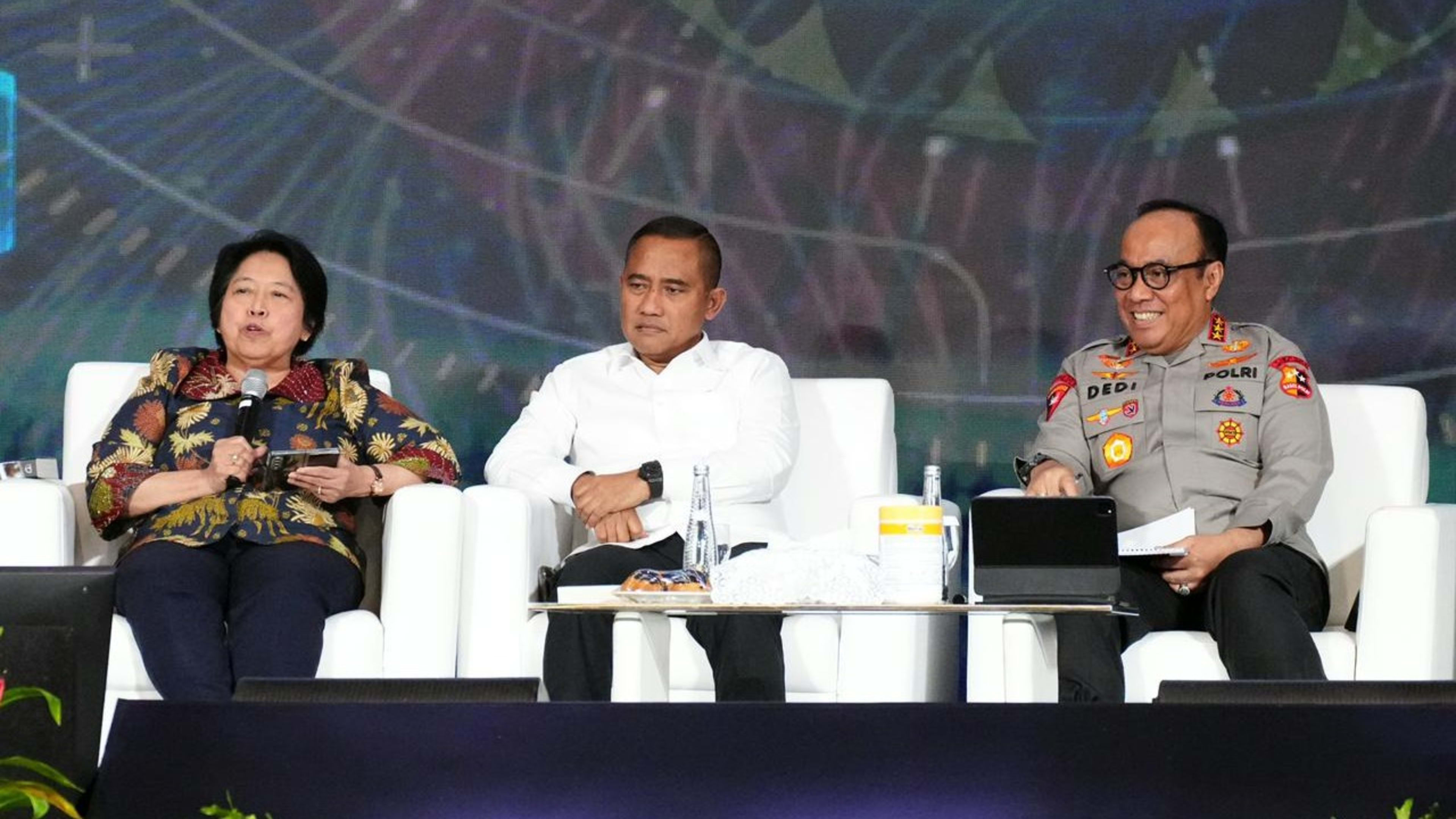 Wakapolri Bedah Buku “Gamifikasi Kekerasan dalam Teror Modern di Era Digital”