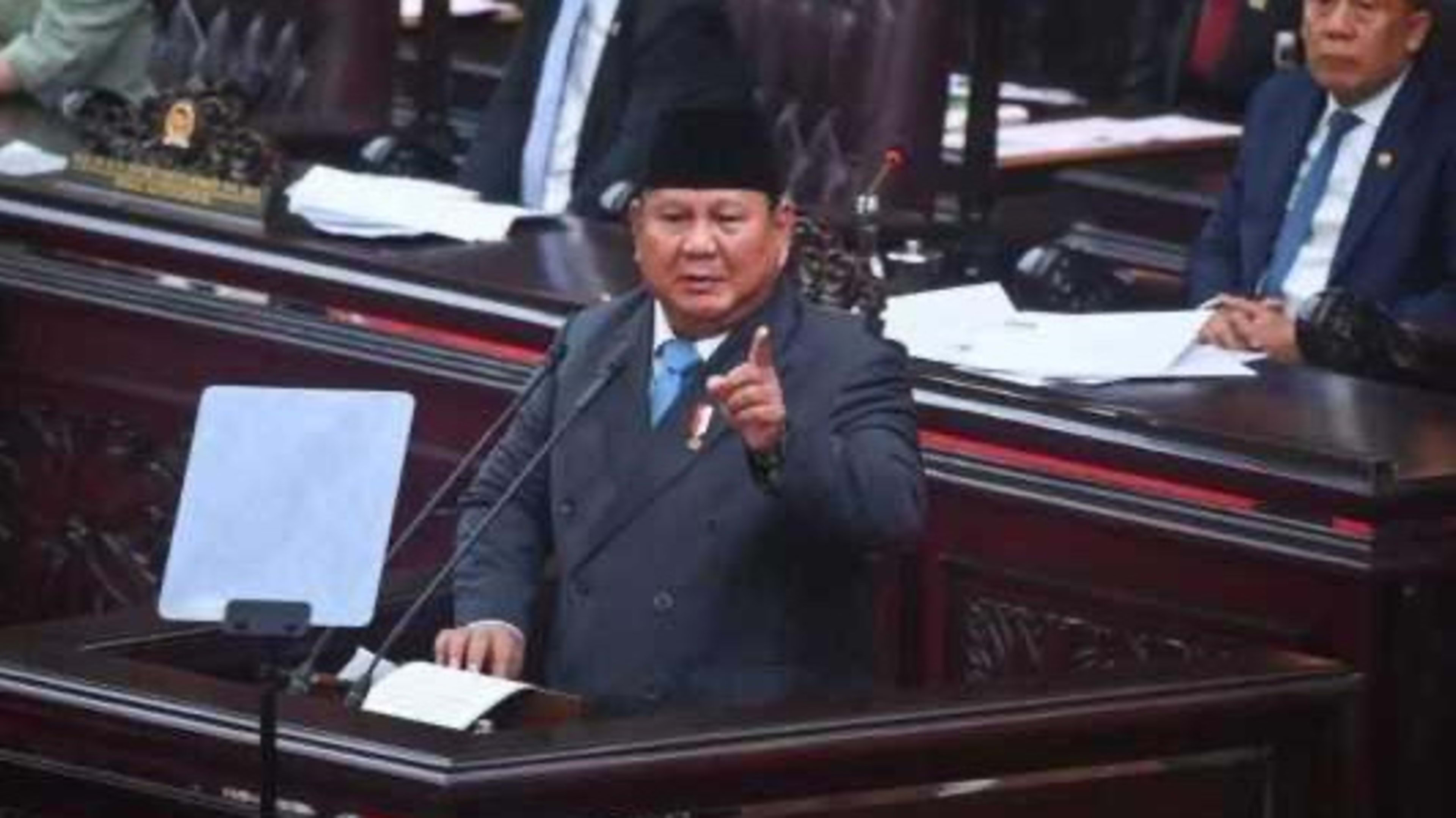 Prabowo Targetkan Kemiskinan 6% pada 2027, Tegaskan Pertumbuhan Ekonomi Harus Berdampak bagi Rakyat