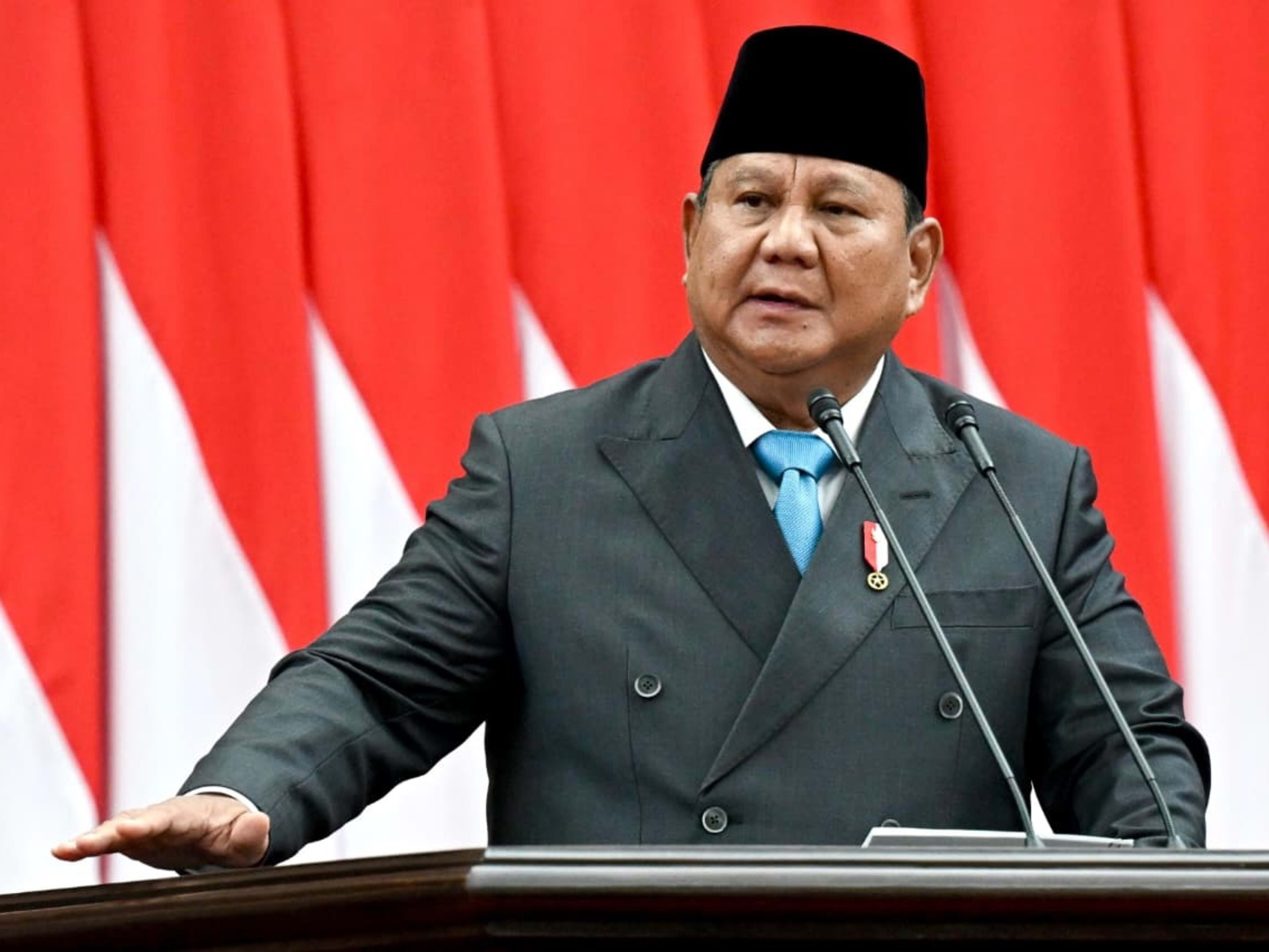 Prabowo Perintahkan Bank Negara Turunkan Bunga Kredit untuk Rakyat Miskin