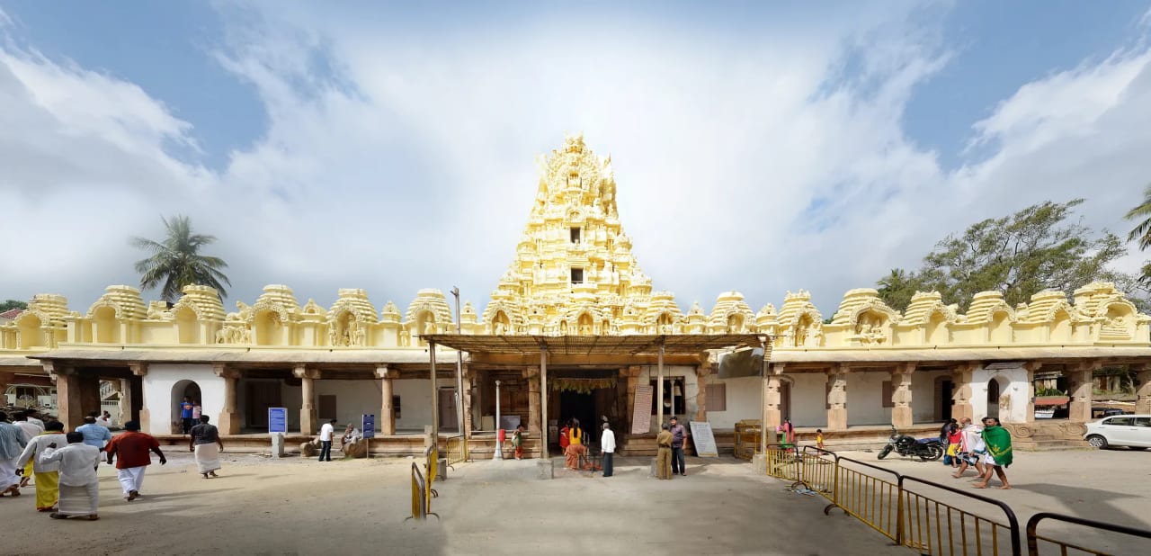 Cheluvanarayana Swamy Temple, Melkote