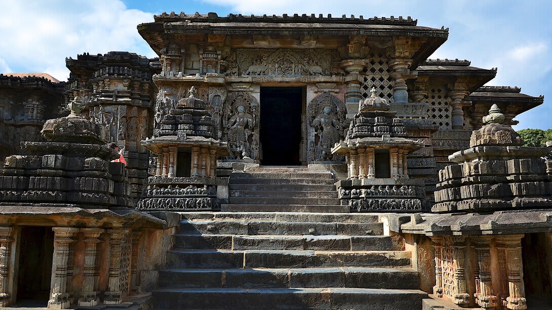 Hoysaleshwara Temple, Halebidu