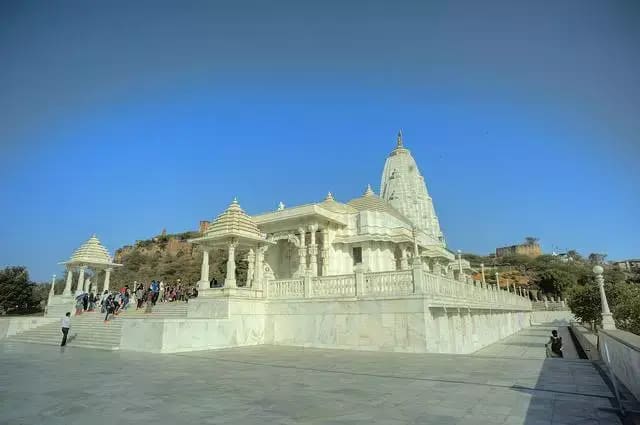 ISKCON Jaipur (Sri Sri Giridhari Dauji Temple)