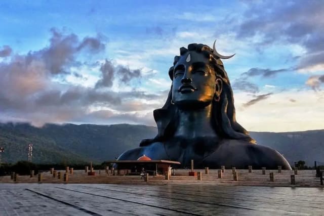 Isha Yoga Center (Isha Foundation)