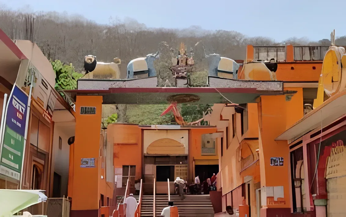 Chitrakoot Kamadgiri Temple