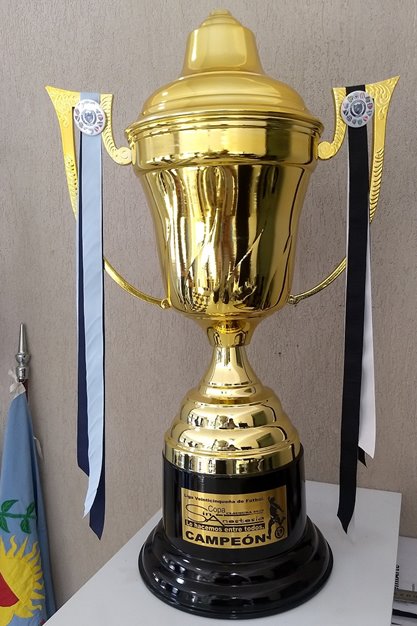 Imagen de producto Copa Metálica Mod. 280 con Asa./1 -/2- /3- /4- /5. Art. CMA 280