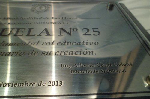 Imagen de producto Placa Símil Acero/Bronce 30 x 40 con Base. Art. PS 3040