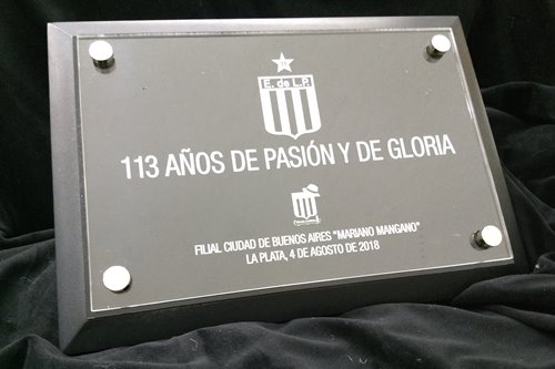 Imagen de producto Placa de Acrílico 20 x 30 con Base. Art. PM 2030