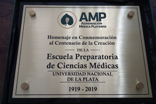 Imagen de producto Placa Acero 30 x 40 con Base. Art. PA 3040