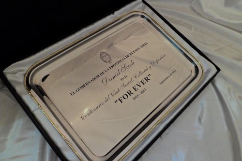 Imagen de producto Bandeja 18 x 27 cm Con Guarda en Bronce. Art. BAG 2030