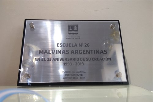 Imagen de producto Placa Símil Acero/Bronce 20 x 30 con Base. Art. PS 2030