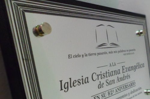 Imagen de producto Placa Símil Acero/Bronce 20 x 30 con Base. Art. PS 2030