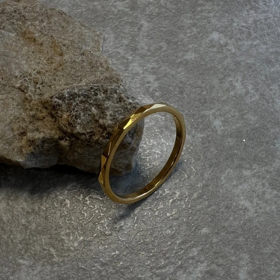 Amaani Textured Band Ring