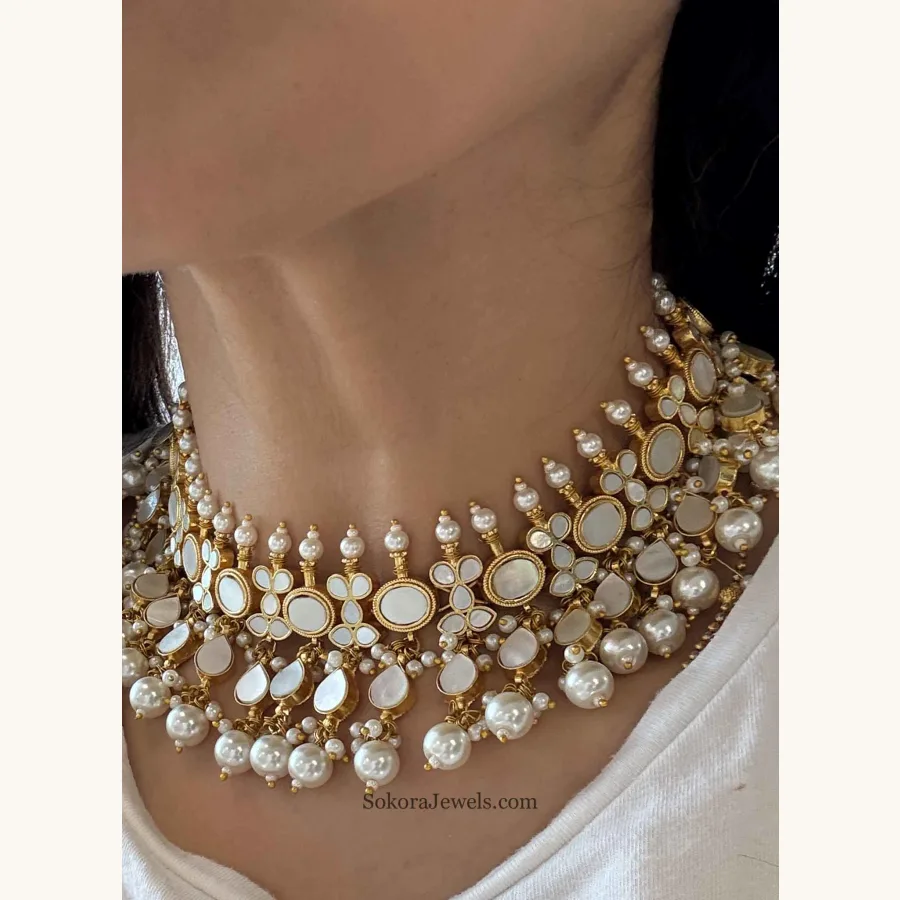 Mother of Pearl Choker Necklace and Earring Set – Gold Plated