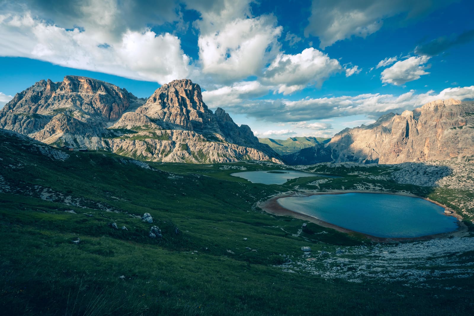 Wieczorne światło nad Laghi dei Piani