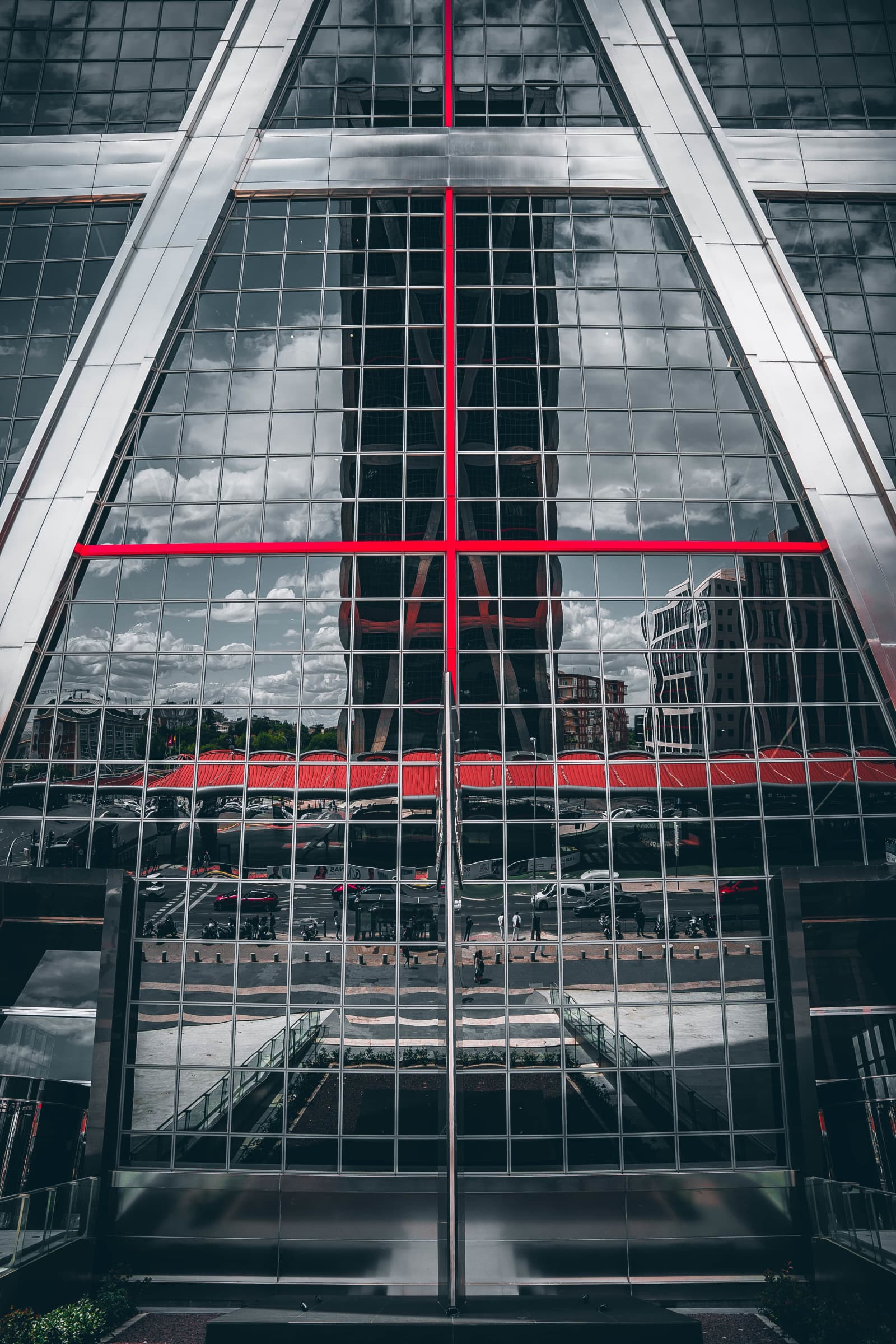 Puerta de Europa