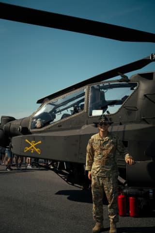 Pilot AH-64 Apache