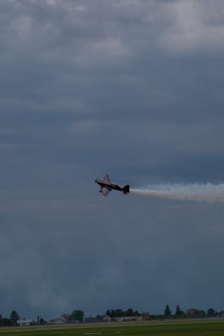 Samolot akrobacyjny Red Bull