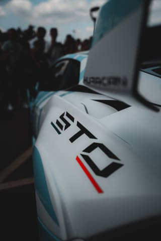 Lamborghini Huracan STO