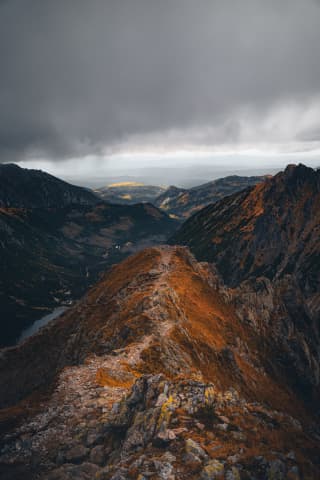 Kazalnica Ridge