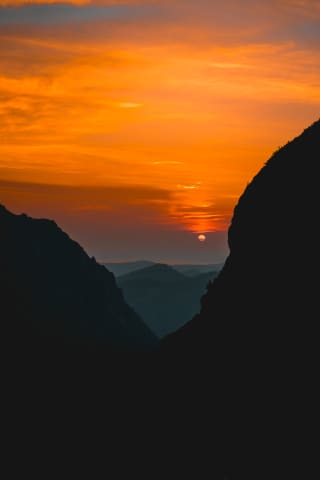 Sunrise from Dolina Pięciu Stawów