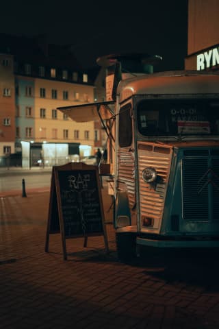 Samochód z kawą