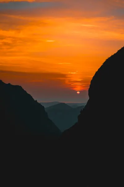 Sunrise from Dolina Pięciu Stawów