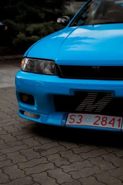 Nissan R33