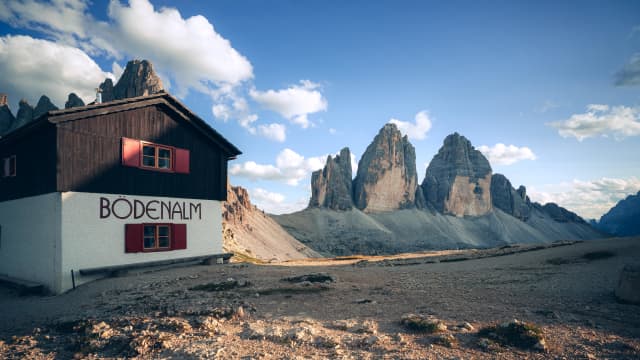 Chata Bödenalm pod Tre Cime di Lavaredo