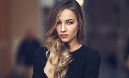 Shampoo, taglio, colore, piega - La Giusta Piega Feletto