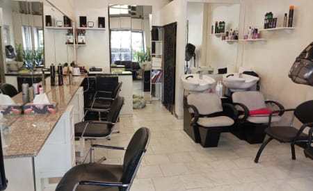 HAIR POINT BY CLELIA